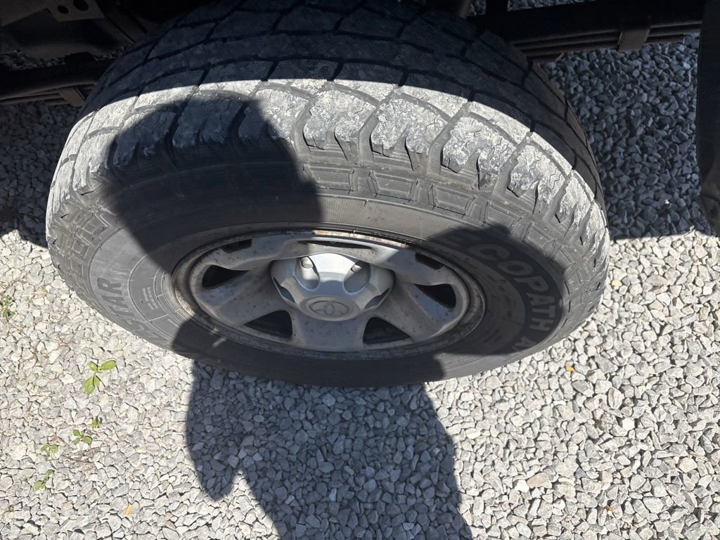 Used 2017 Toyota Tacoma SR w/ Tow Package image 9