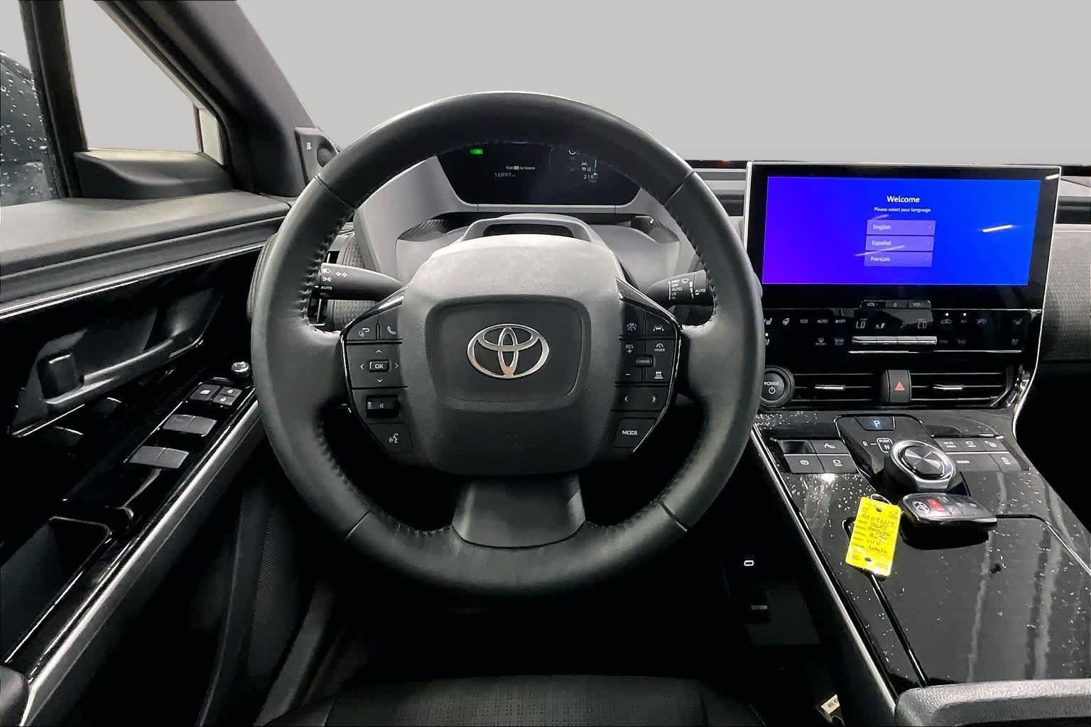 Used 2024 Toyota bZ4X FWD image 5