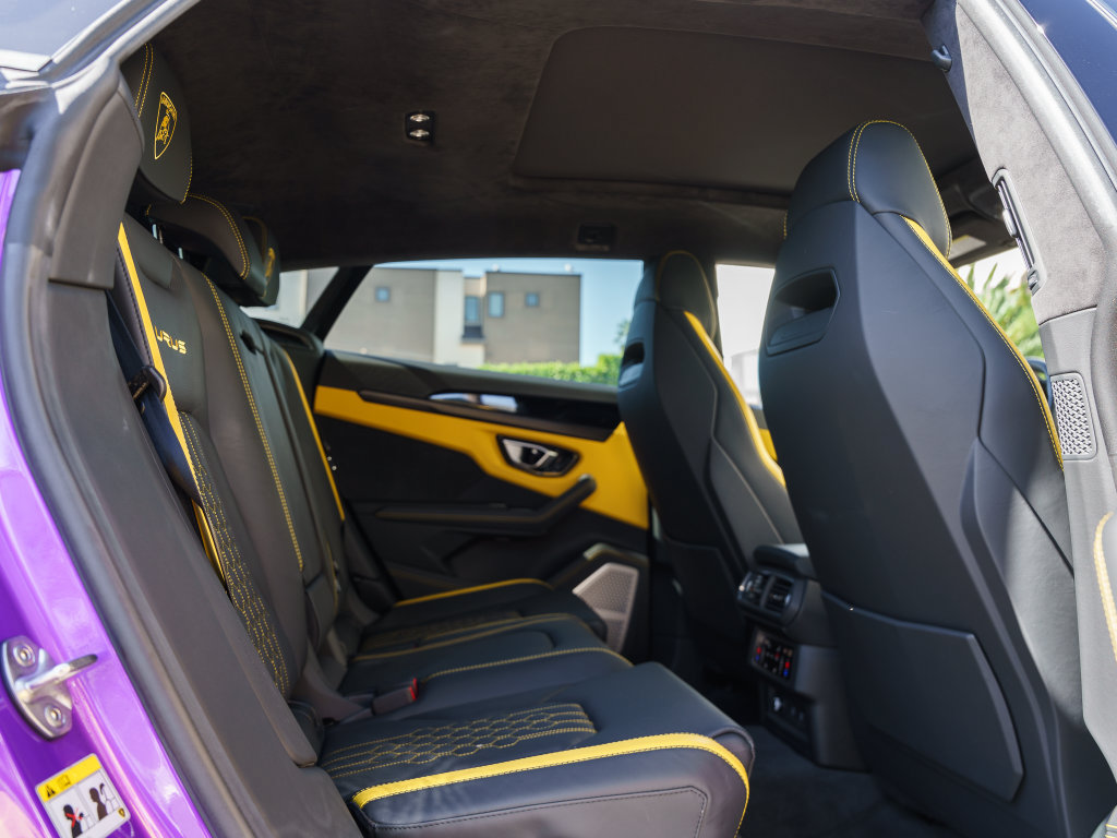 Used 2024 Lamborghini Urus S AWD/4WD image 23
