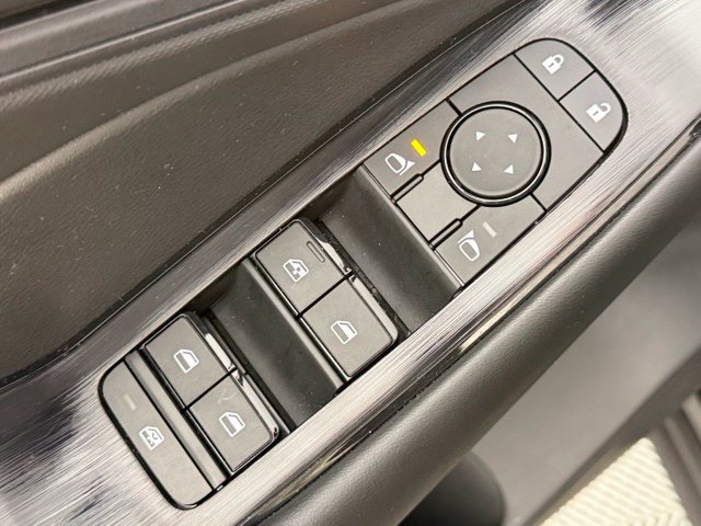 Certified 2024 Nissan Rogue S FWD image 12