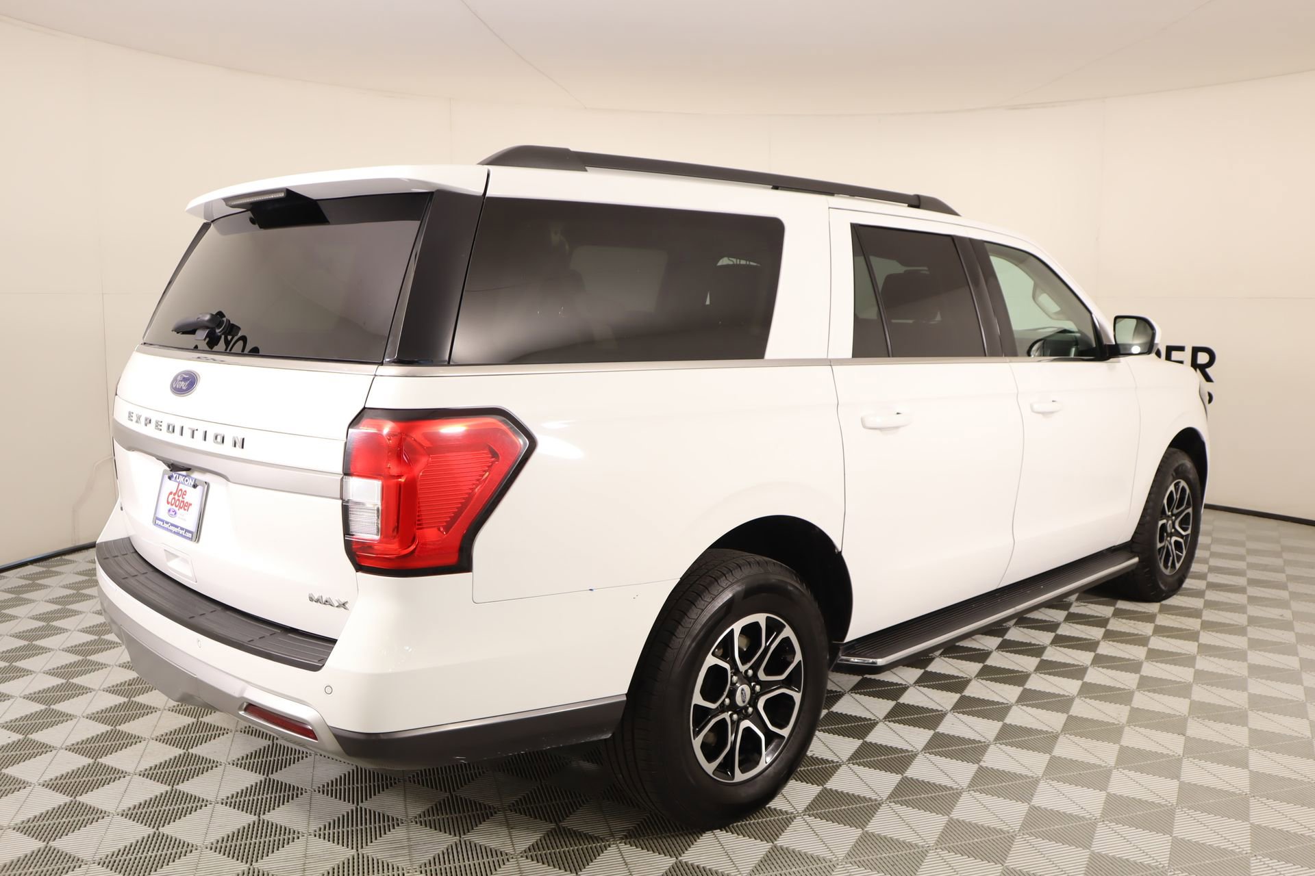 Used 2023 Ford Expedition Max XLT AWD/4WD image 22