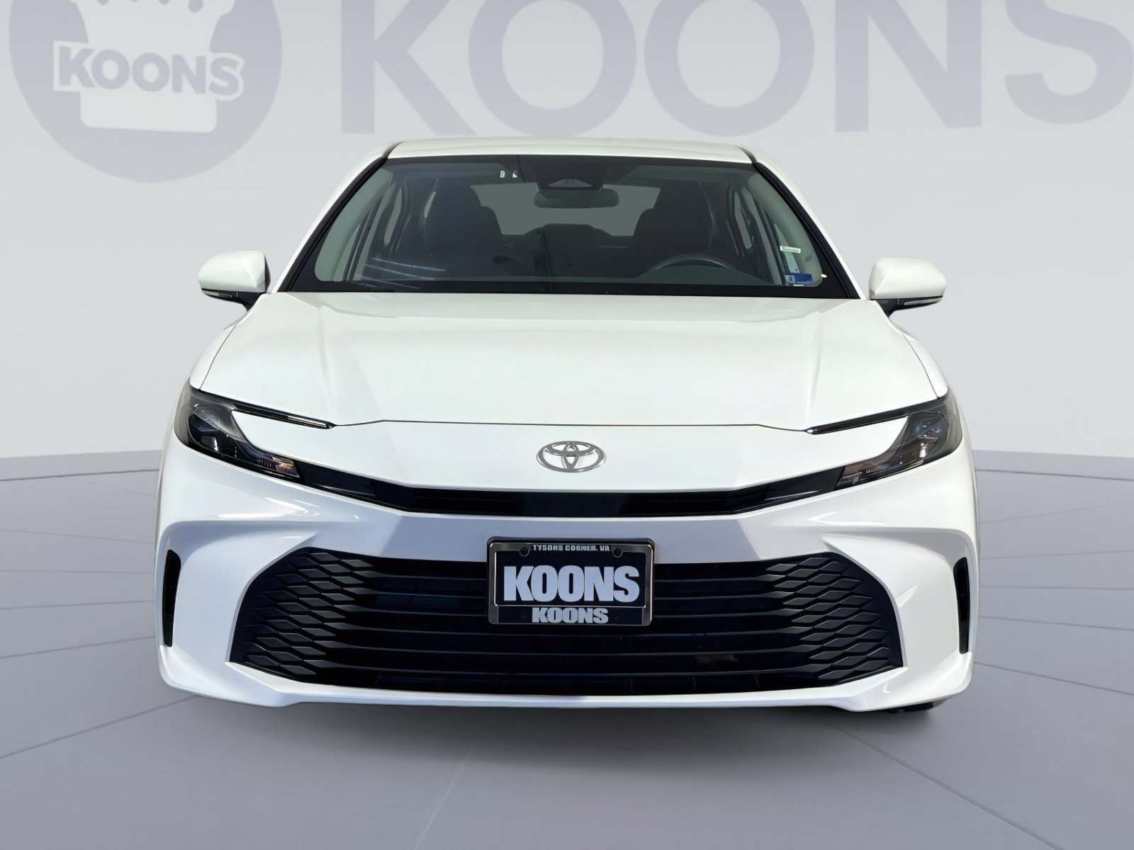 Used 2025 Toyota Camry LE image 11