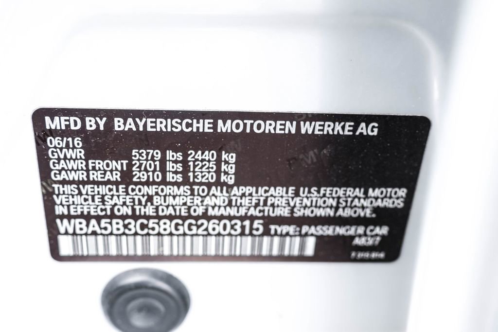 Used 2016 BMW 535i xDrive Sedan w/ M Sport AWD/4WD image 40