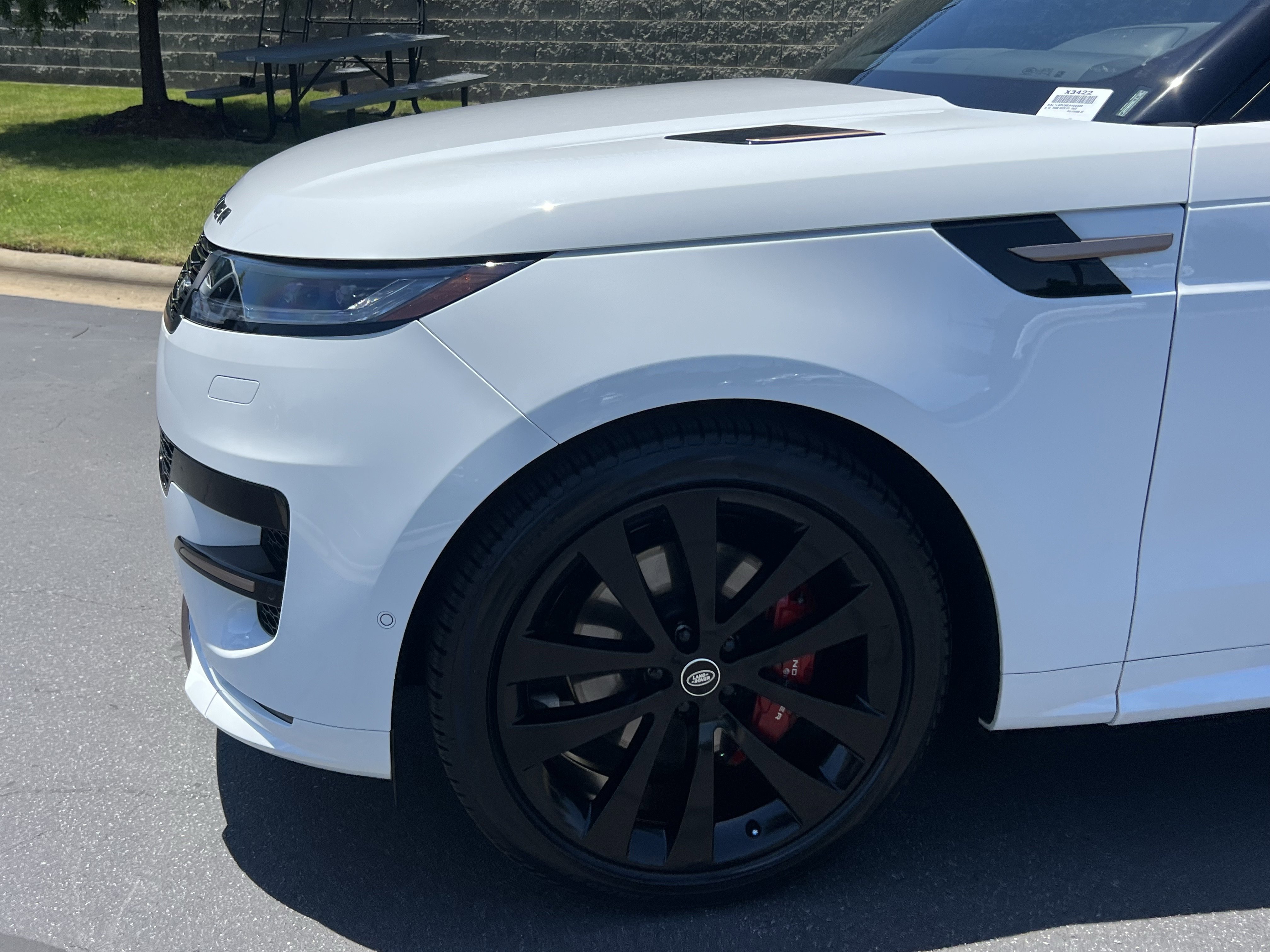 Certified 2025 Land Rover Range Rover Sport Dynamic SE AWD/4WD image 13