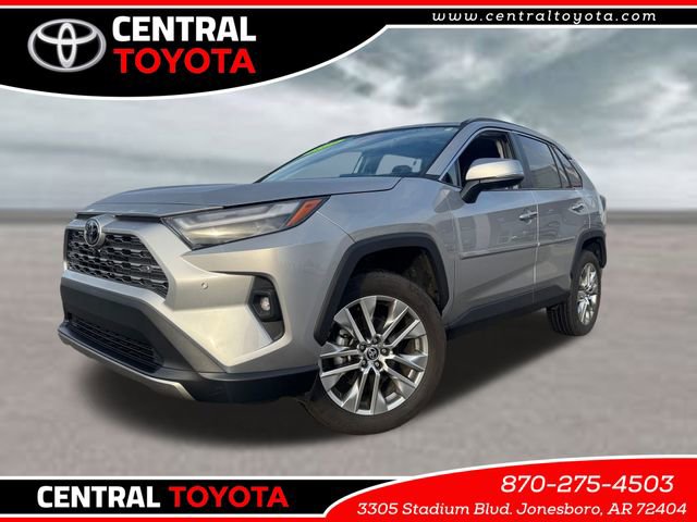 Used 2022 Toyota RAV4 Limited image 1