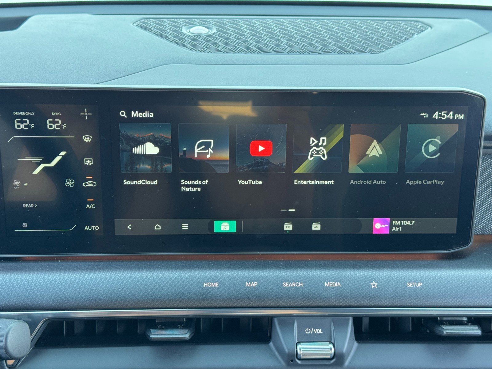 Used 2024 Kia EV9 GT-Line image 28