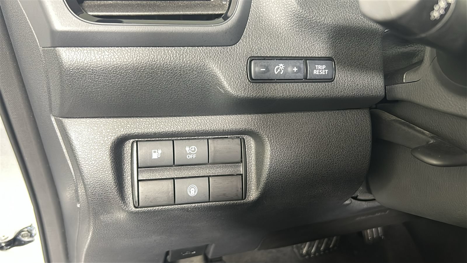 Used 2023 Nissan Leaf S FWD image 23