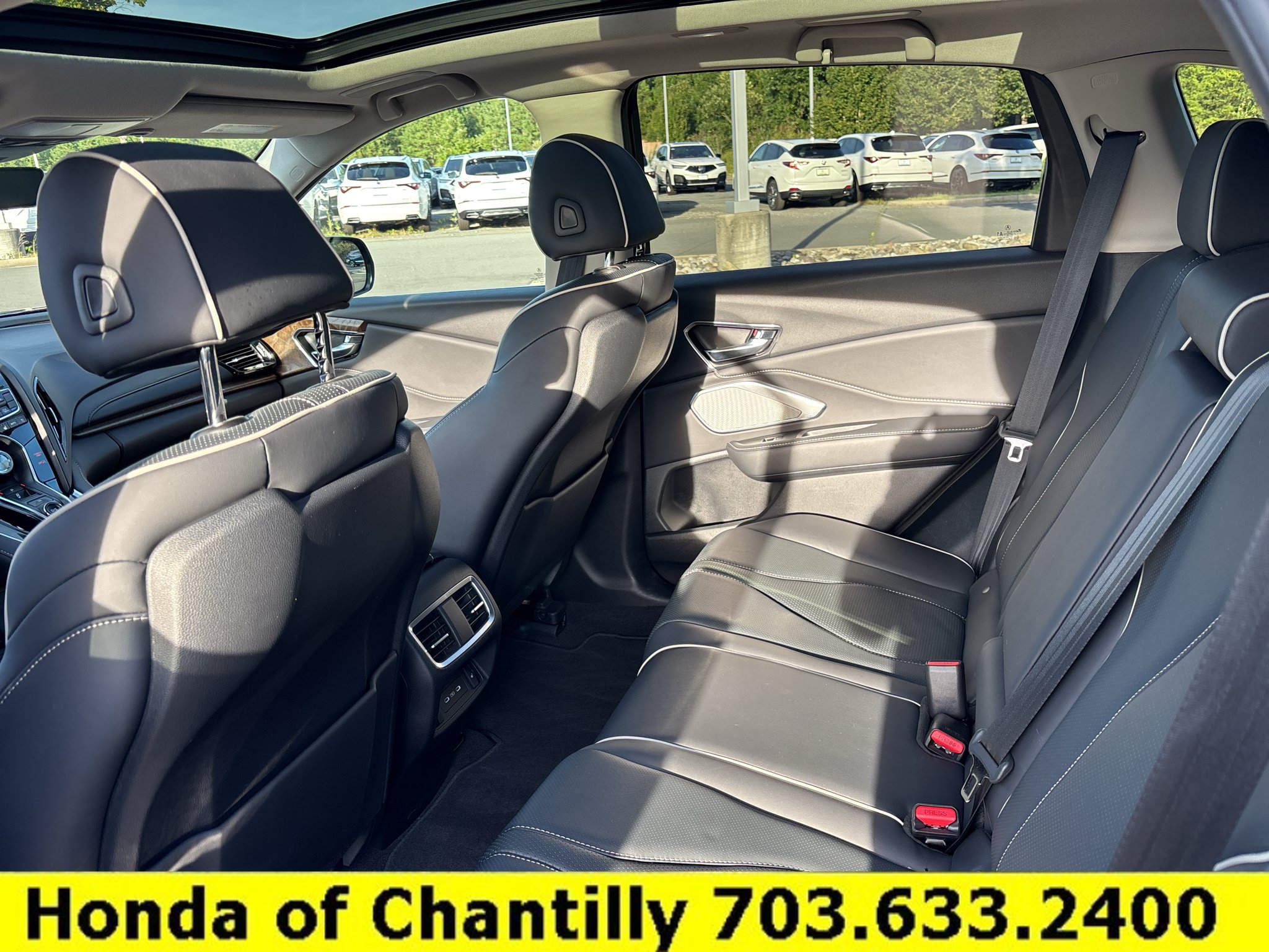 Used 2023 Acura RDX w/ Advance Package AWD/4WD image 24