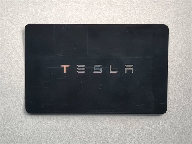 Used 2024 Tesla Model Y Performance image 32