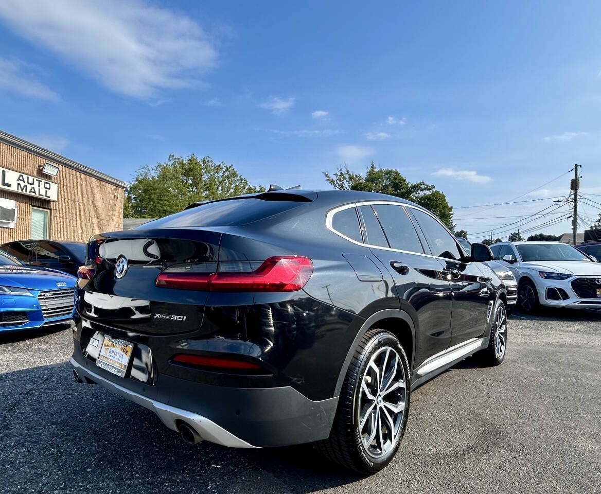 Used 2019 BMW X4 xDrive30i AWD/4WD image 3