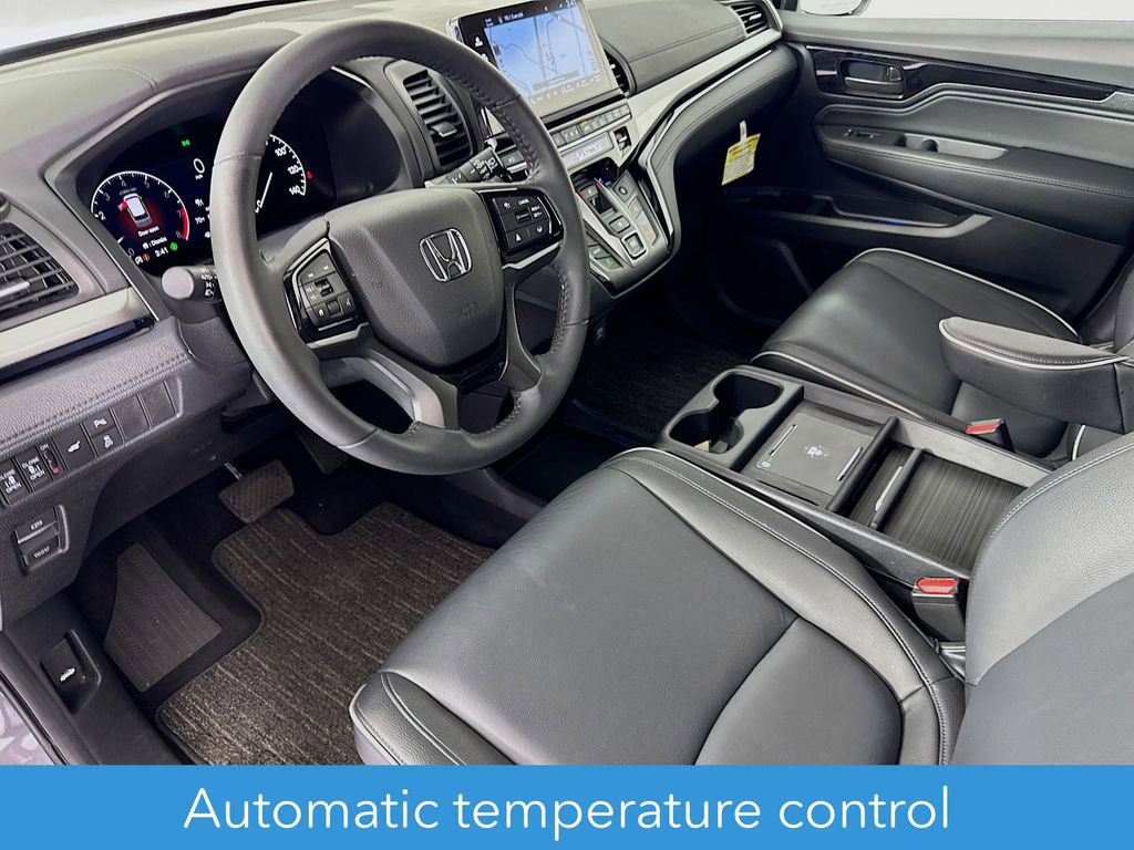 Certified 2026 Honda Odyssey Touring image 11