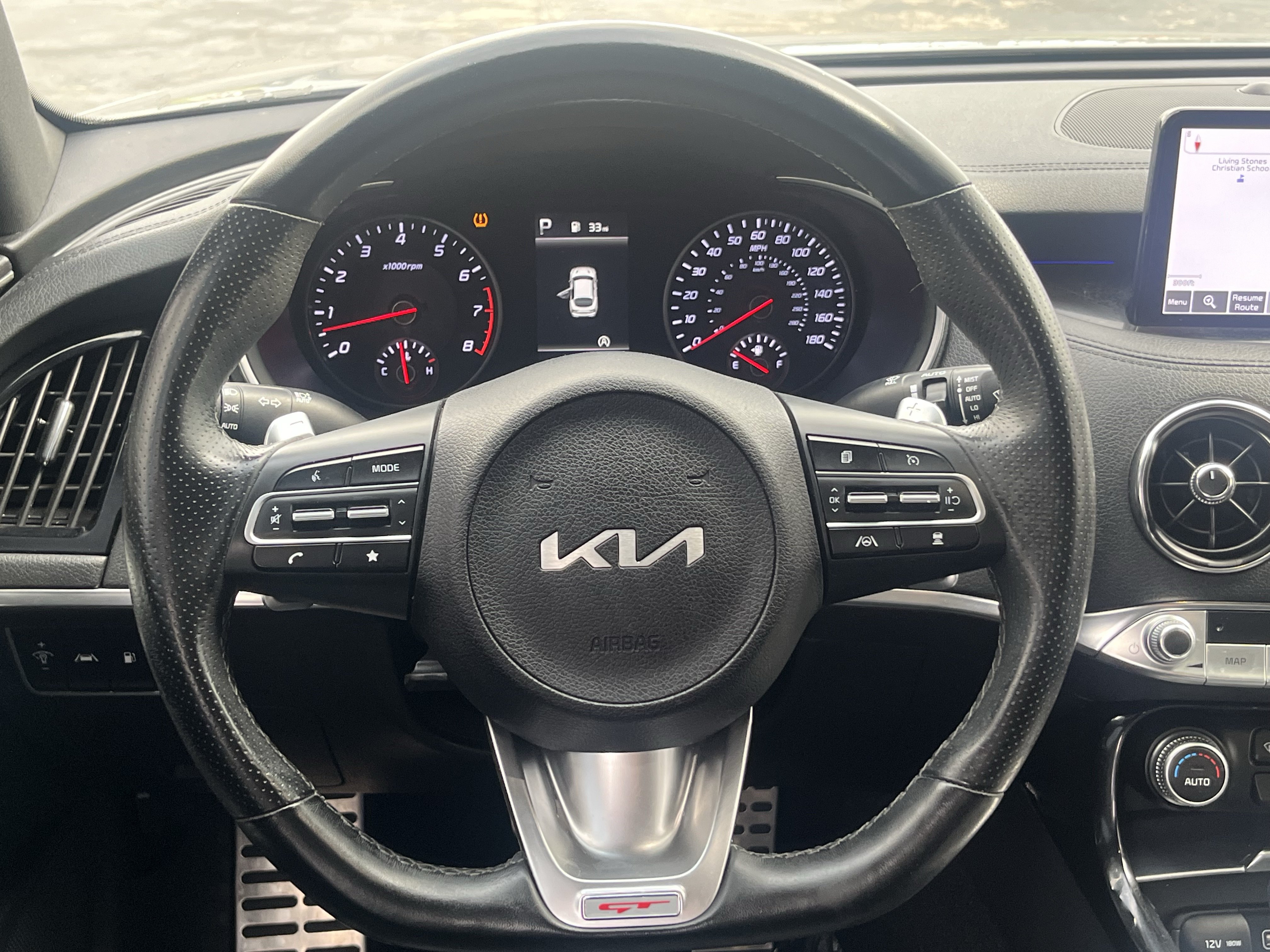 Used 2022 Kia Stinger GT1 RWD image 17