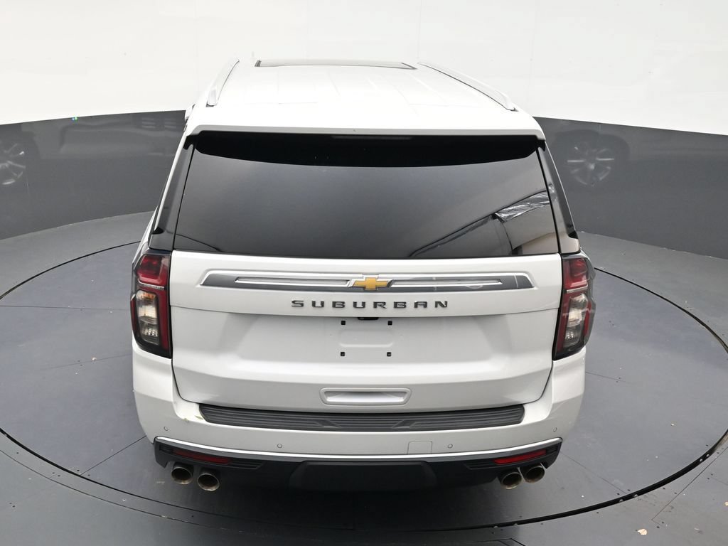 Used 2023 Chevrolet Suburban High Country RWD image 15
