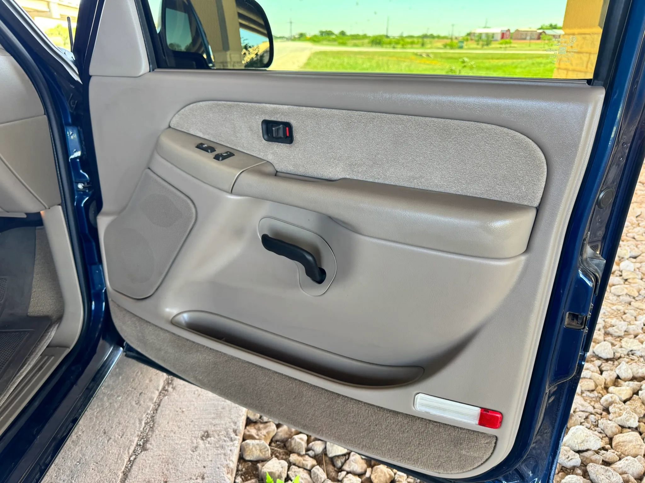 Used 2001 Chevrolet Silverado 1500 LS RWD image 16