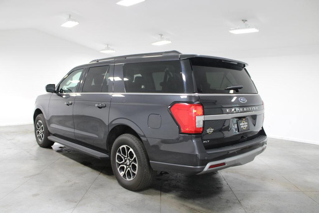 Used 2024 Ford Expedition Max XLT image 7