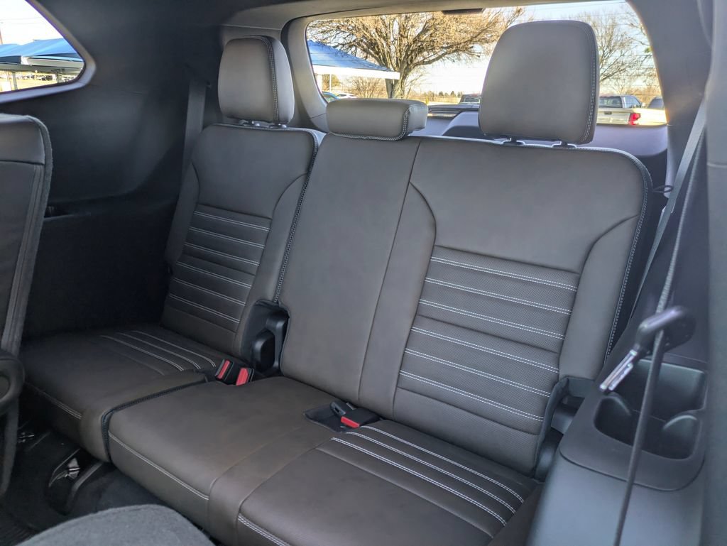New 2026 GMC Acadia Denali Ultimate w/ LPO, Floor Liner Package AWD/4WD image 31