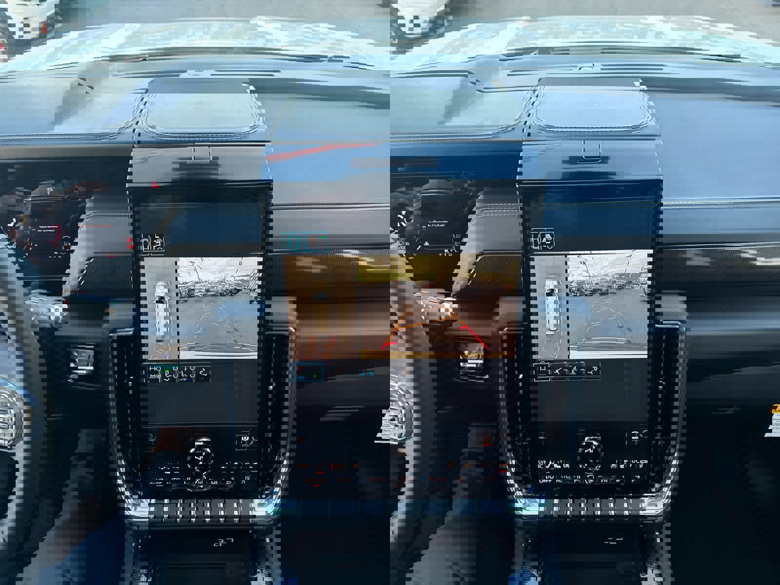 New 2026 GMC Yukon XL Elevation w/ Elevation Premium Package image 23