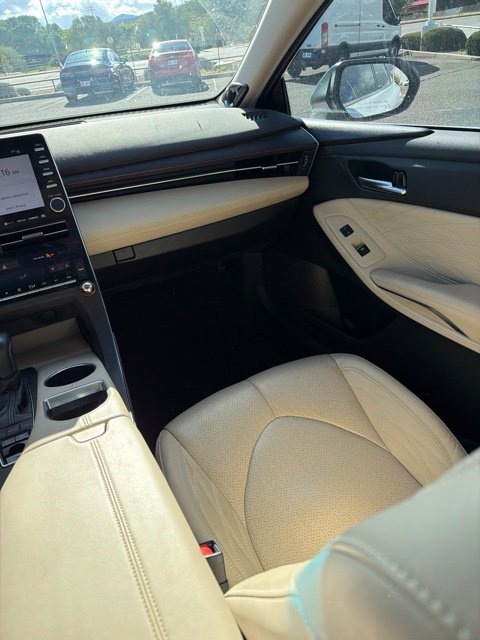 Used 2020 Toyota Avalon Limited w/ Advanced Safety Package FWD image 13