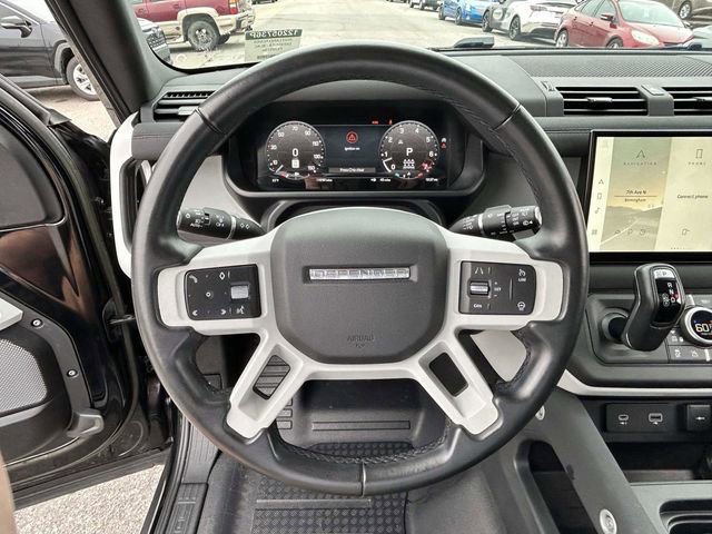 Used 2023 Land Rover Defender 130 SE AWD/4WD image 21