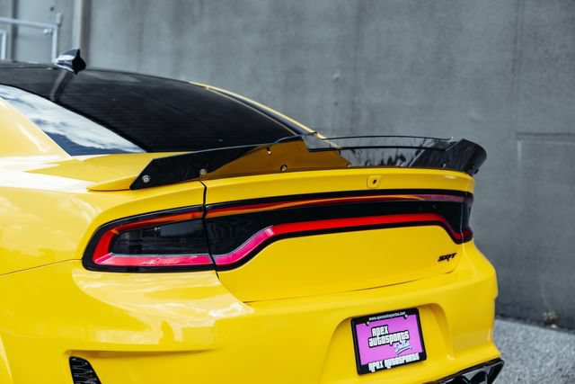 Used 2018 Dodge Charger SRT w/ Technology Group RWD image 32
