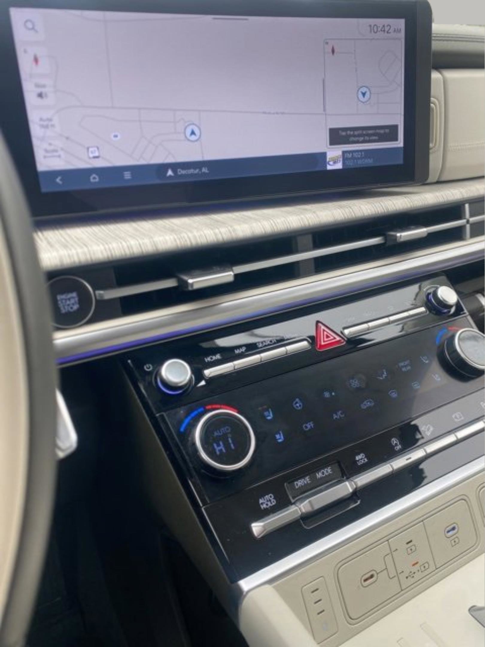 Certified 2025 Hyundai Santa Fe Calligraphy image 21