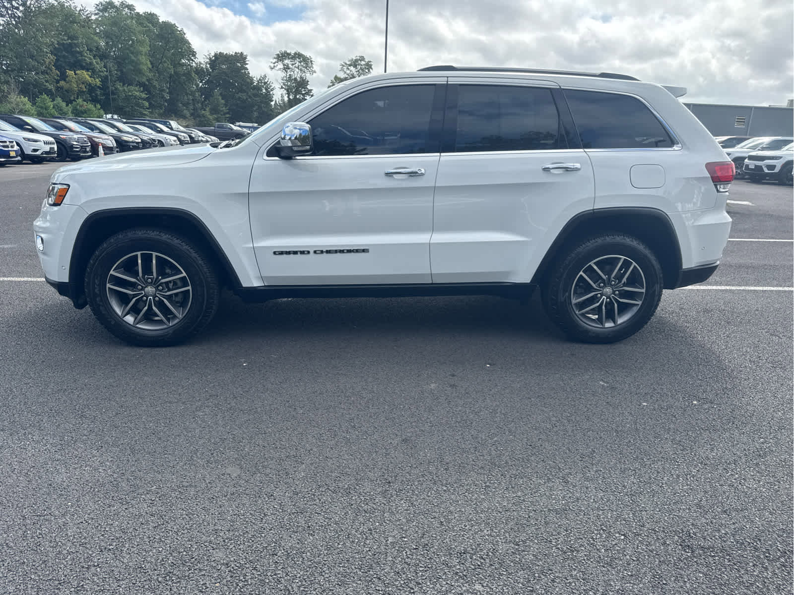 Certified 2020 Jeep Grand Cherokee Limited image 6