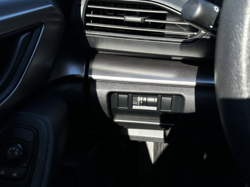 Certified 2024 Subaru Impreza 2.0i image 16