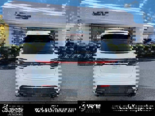 Used 2024 Porsche Macan S image 4