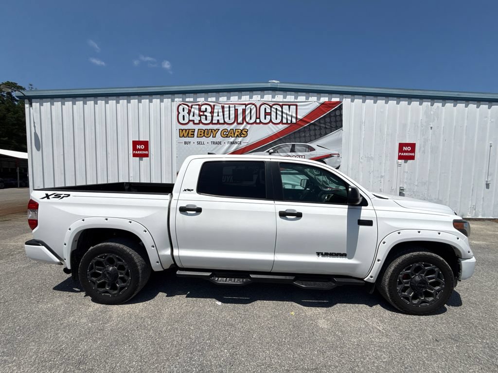 Used 2020 Toyota Tundra SR5 w/ SR5 Leather Package RWD image 8