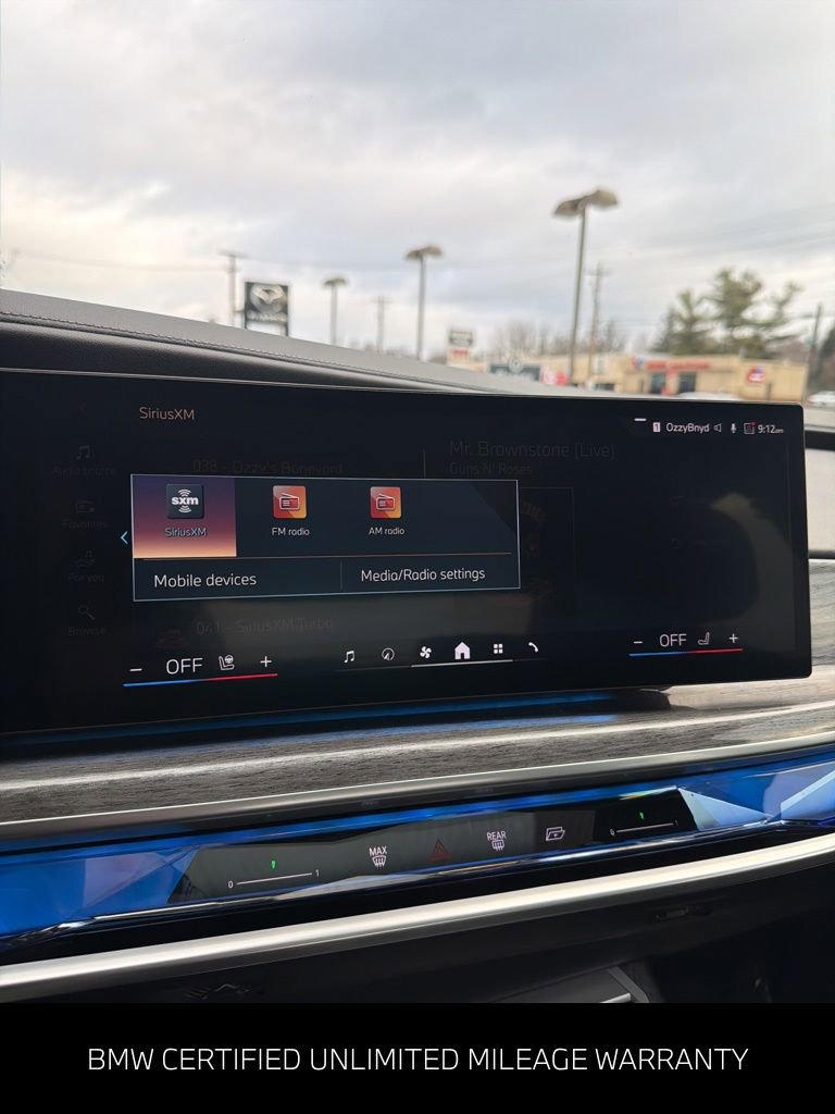 Certified 2024 BMW 760i xDrive w/ Executive Package image 55