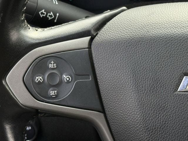 Used 2017 Chevrolet Colorado Z71 w/ Z71 Midnight Edition AWD/4WD image 12