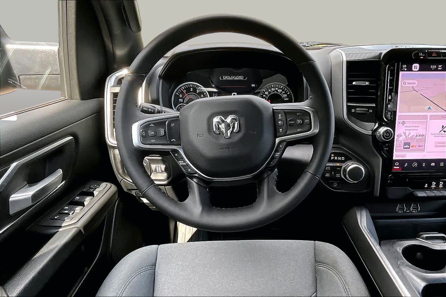 Used 2025 RAM 1500 Big Horn AWD/4WD image 6