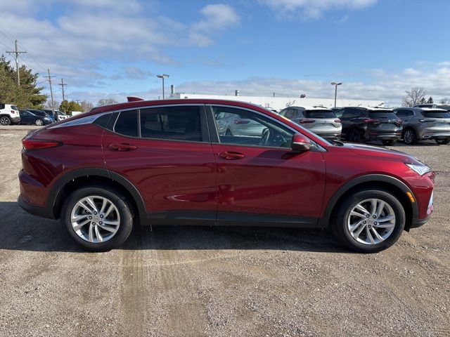 Used 2025 Buick Envista Preferred w/ Convenience II Package image 5