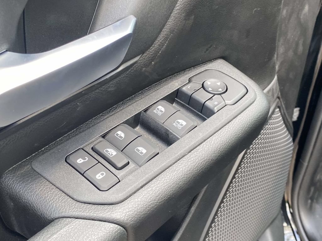 New 2026 RAM 1500 Express AWD/4WD image 15