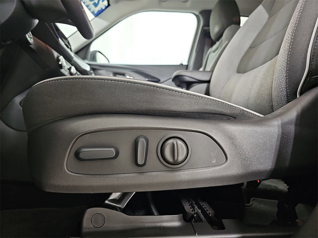 Certified 2023 Chevrolet TrailBlazer LT w/ Convenience Package image 35