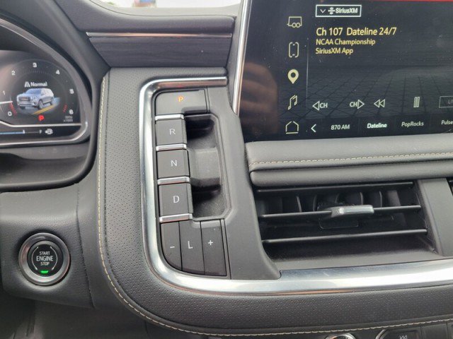 Used 2023 GMC Yukon XL SLT w/ SLT Premium Package RWD image 15