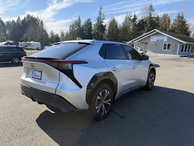 Used 2023 Toyota bZ4X FWD image 5