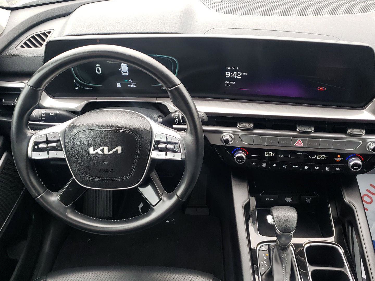 Used 2024 Kia Telluride LX image 25