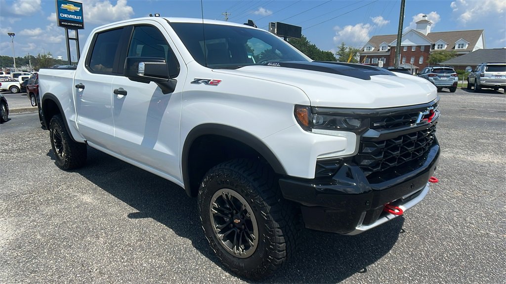 New 2025 Chevrolet Silverado 1500 ZR2 w/ Technology Package image 3