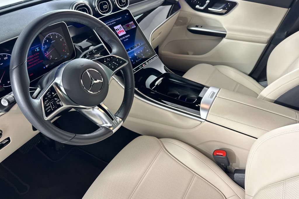 Certified 2026 Mercedes-Benz GLC 300 image 11