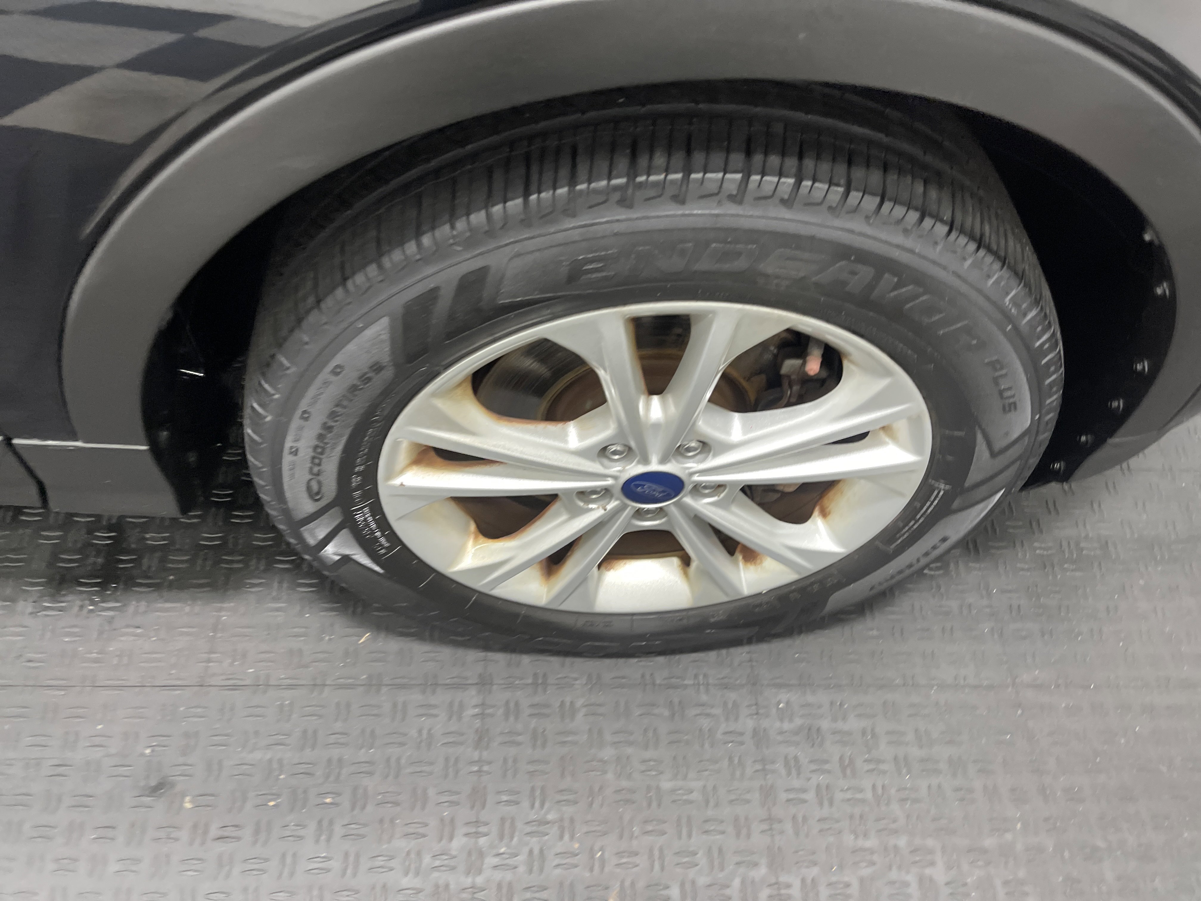 Used 2017 Ford Escape SE w/ Equipment Group 201A AWD/4WD image 27