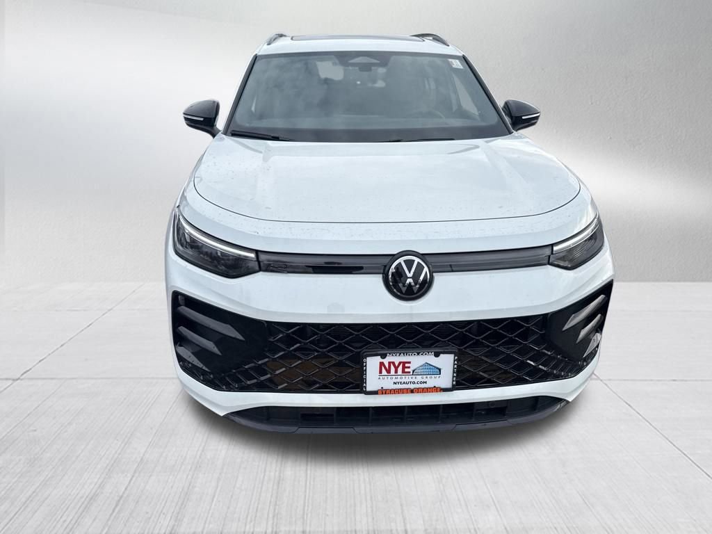 New 2026 Volkswagen Tiguan SE R-Line AWD/4WD image 8