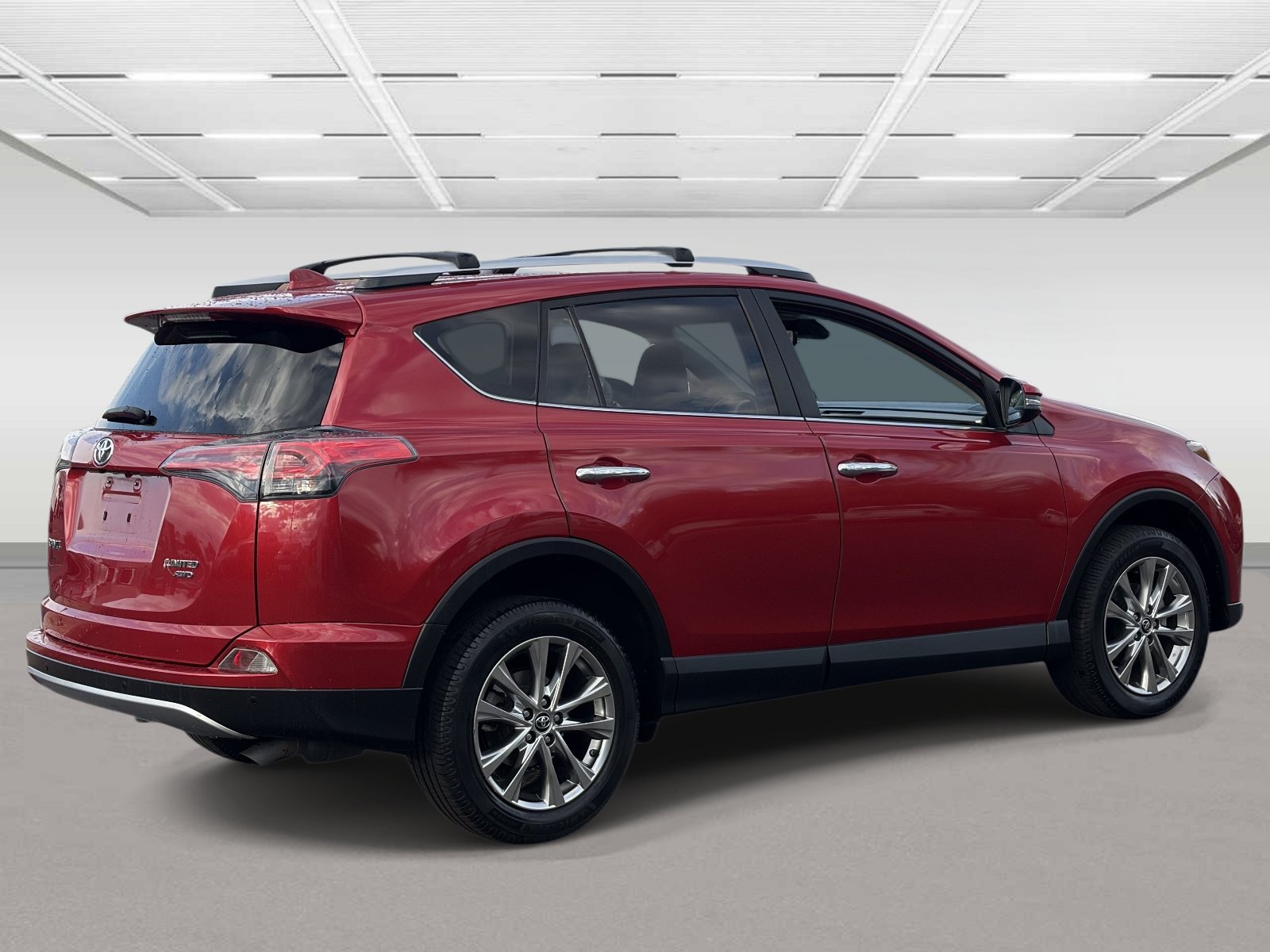 Used 2016 Toyota RAV4 Limited AWD/4WD image 5