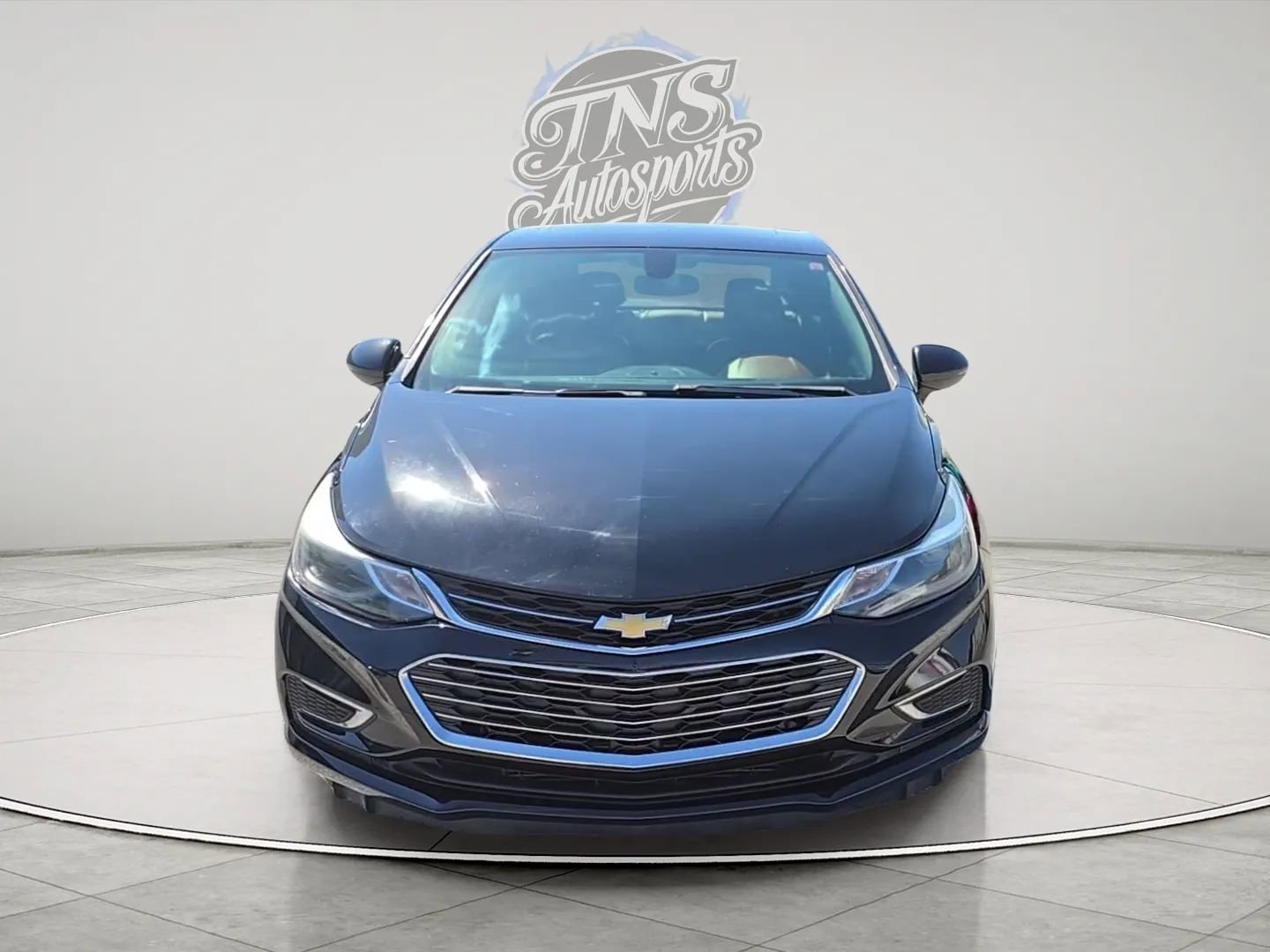 Used 2017 Chevrolet Cruze Premier image 2