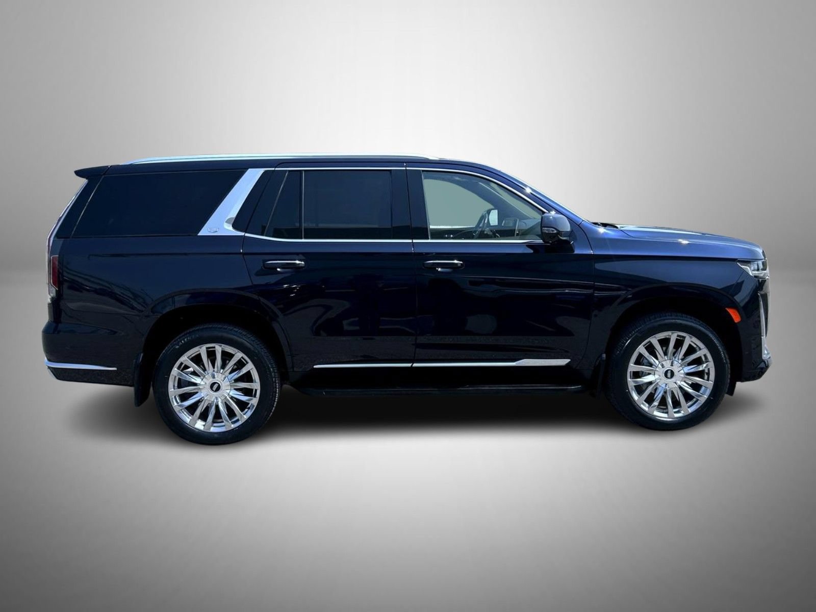 Certified 2023 Cadillac Escalade Premium Luxury AWD/4WD image 4