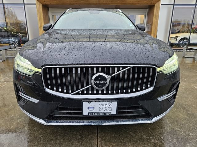 Certified 2023 Volvo XC60 B5 Ultimate w/ Protection Package Premier AWD/4WD image 2