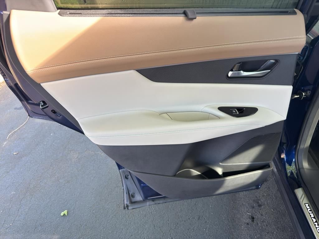 New 2025 Nissan Murano Platinum w/ Cargo Package image 32