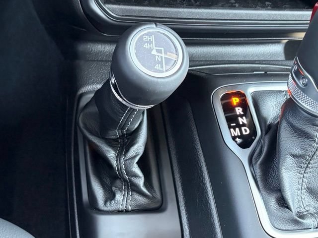 New 2026 Jeep Gladiator Sport AWD/4WD image 25