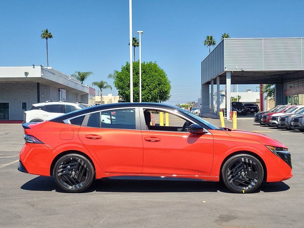 New 2027 Nissan Sentra SR FWD image 15