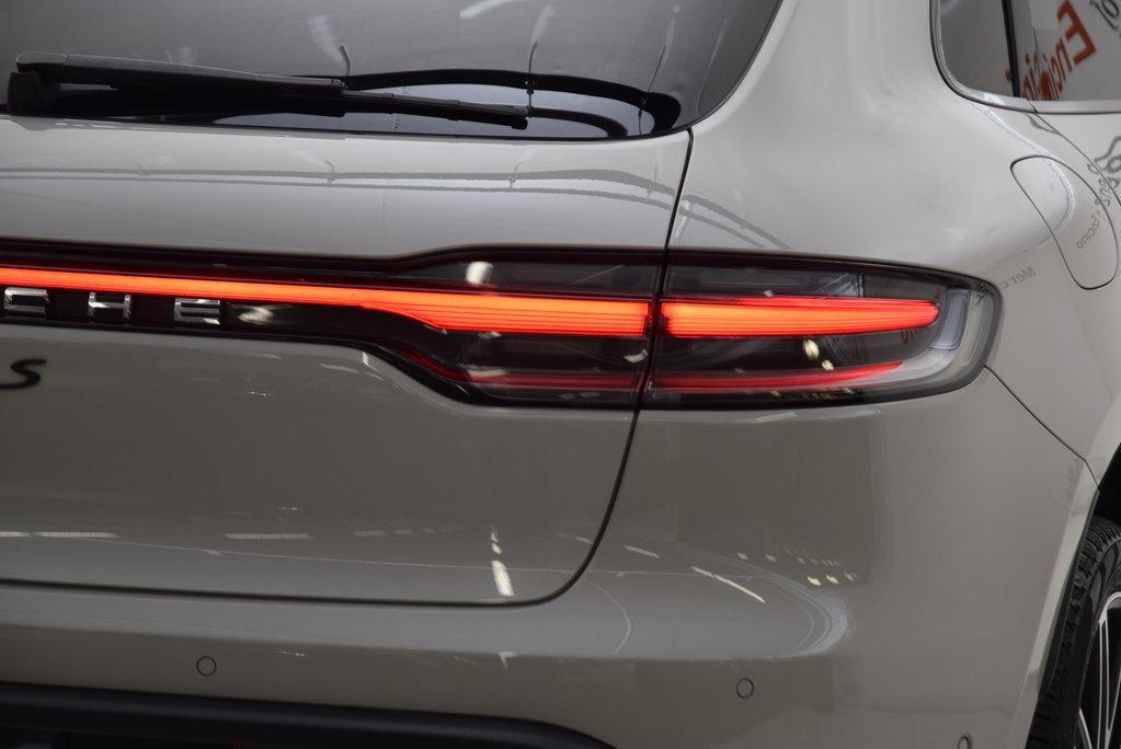 Used 2023 Porsche Macan S image 7